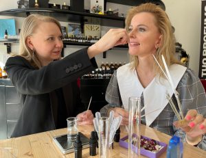 Participant in a private perfume workshop with Irina Vaganova