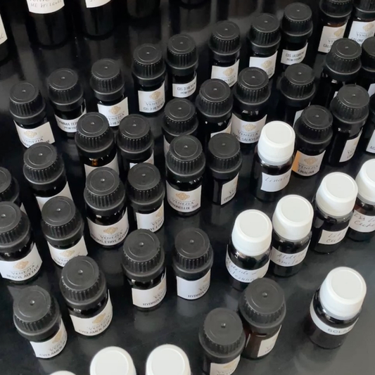 Kit di 50 ingredienti per profumeria – palette completa per formulare